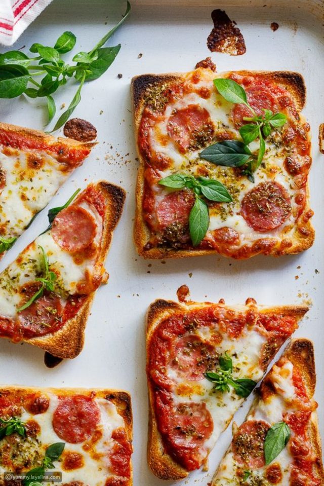 طريقة عمل بيتزا التوست