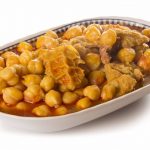 طريقة عمل شوربة بقطع اللحم بالحمص