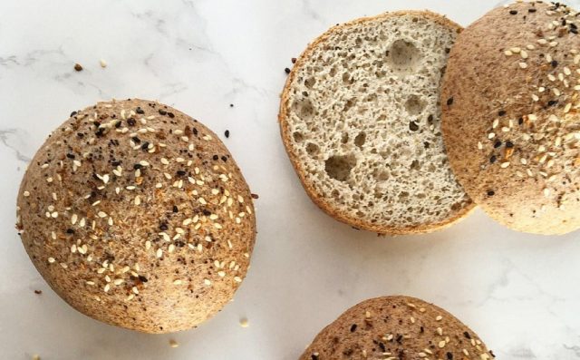 طريقة عمل خبز برجر كيتو