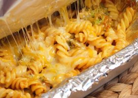 طريقة عمل مكرونة بالقصدير