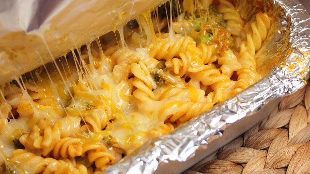 طريقة عمل مكرونة بالقصدير