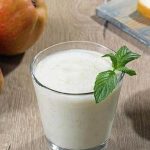 طريقة عمل سموثي الإجاص