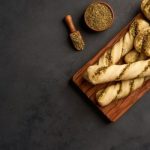 طريقة عمل لفائف الزعتر الأخضر