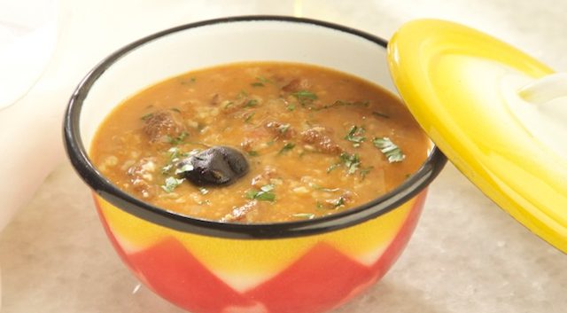 طريقة عمل شوربة الجريش بالدجاج