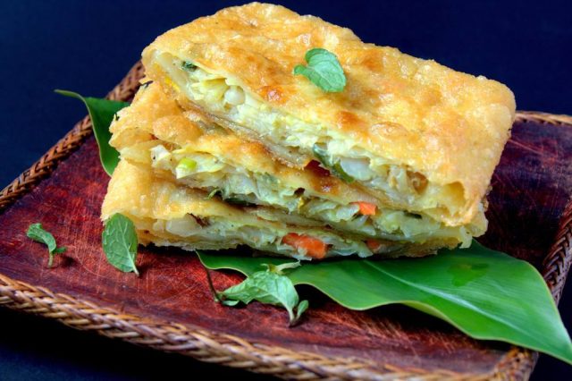 طريقة عمل المطبق بالبيض