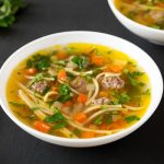 طريقة عمل شوربة اللحم بالخضار