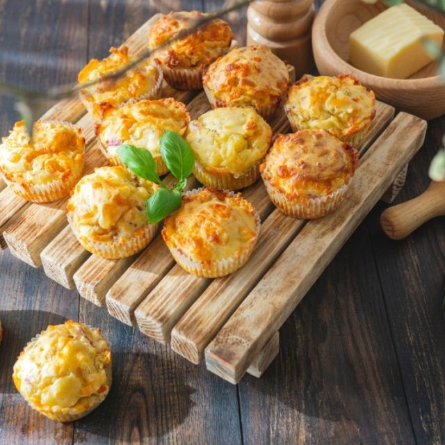 طريقة عمل مافن البطاطس بالجبنة