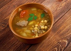 طريقة عمل شوربة حريرة