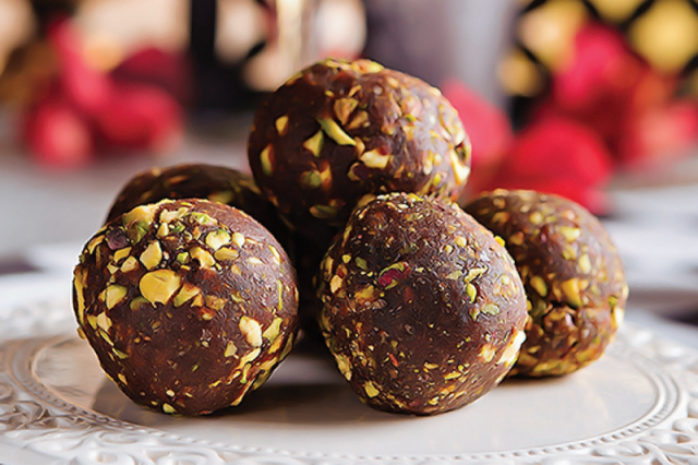 طريقة عمل ترافل التمر