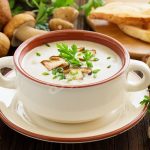 طريقة عمل شوربة المشروم بالحليب