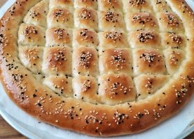 طريقة عمل خبز المشطاح