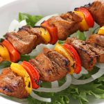 طريقة عمل شيش طاووق اللحم