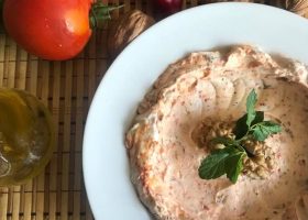 طريقة عمل مكدوس الباذنجان المفروم