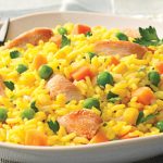 طريقة عمل الأرز الأصفر بالدجاج