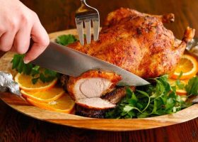 طريقة عمل البط المشوي بالارز والبصل