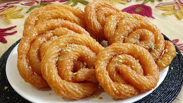 طريقة عمل المشبك بالزبادي