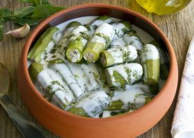 طريقة عمل سلطة الكوسا بالزبادي