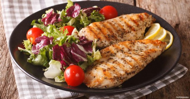 طريقة عمل صدور الدجاج بالبسلة