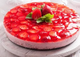 طريقة عمل كيكة الجلي الباردة