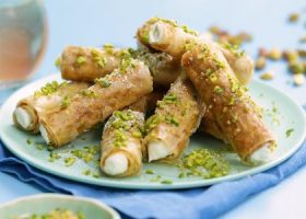 طريقة عمل أصابع البقلاوة بالقشطة