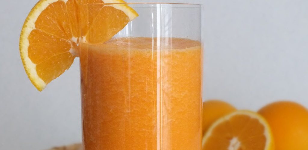 طريقة عمل سموثي البرتقال بالفانيليا