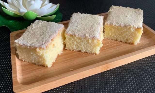 طريقة عمل كيك الرمل بالزبادي