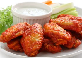 طريقة عمل أجنحة دجاج كرسبي سبايسي