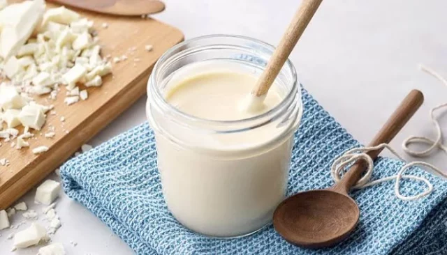 طريقة عمل صوص الشوكولاتة البيضاء