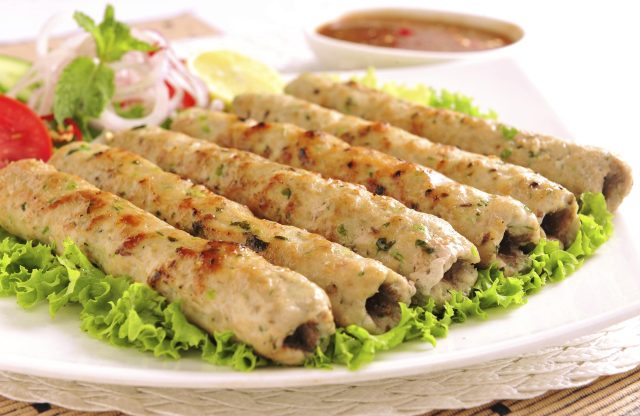 طريقة عمل كفتة الدجاج المشوية بالبطاطس