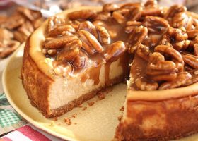 طريقة عمل تشيز كيك الكراميل والجوز