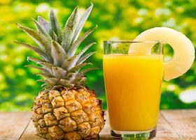 طريقة عمل عصير الأناناس بالليمون والنعناع