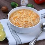 طريقة عمل شوربة لسان العصفور مثل المطاعم