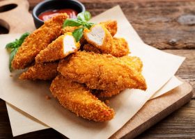 طريقة عمل كرسبي الدجاج الحاربالريحان