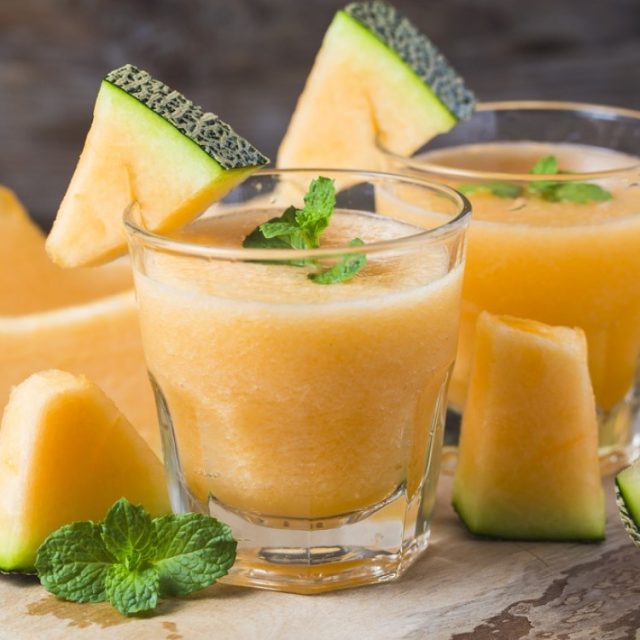 سموثي الكنتالوب بالحليب