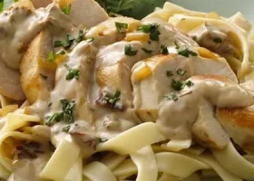 طريقة عمل فيتوتشيني بالدجاج والكريمة
