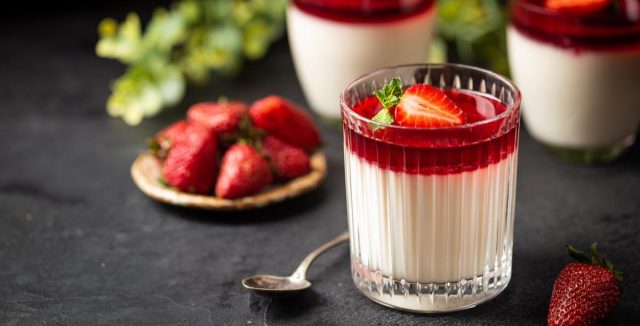 طريقة عمل مهلبية جوز الهند بالجيلي