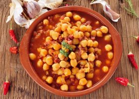 طريقة عمل سوسيس بالحمص