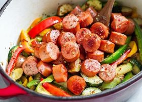 طريقة عمل السوسيس بالصلصة الحارة