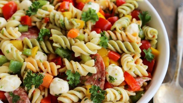 طريقة عمل سلطة المكرونة الإيطالية