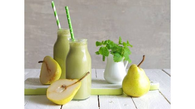 طريقة عمل عصير الكمثرى بالحليب