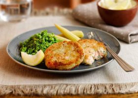 طريقة عمل كيك السمك