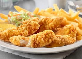 طريقة عمل تشيكن تندر برقائق الشيبسي