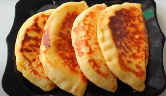 طريقة عمل فطائر الحليب الروسية