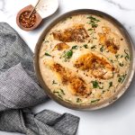طريقة عمل صينية الدجاج الكريمي بالخرشوف