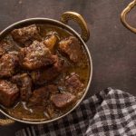 طريقة عمل كباب حلة بالبصل والثوم
