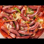 طريقة عمل السوسيس بالبصل والفلفل الالوان