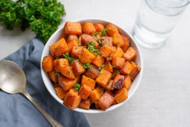 طريقة عمل قطع الدجاج بالقرع والجز