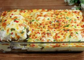 طريقة عمل كريب الدجاج بالجبن والزيتون