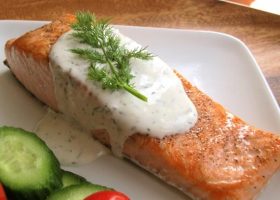 طريقة عمل سلمون بالمايونيز والفلفل الحار