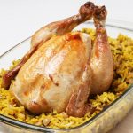 طريقة عمل صينية الدجاج بالأرز الأصفر في الفرن